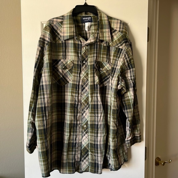 Wrangler Men’s Western shirt size 20 x 36 Tall - Picture 1 of 5